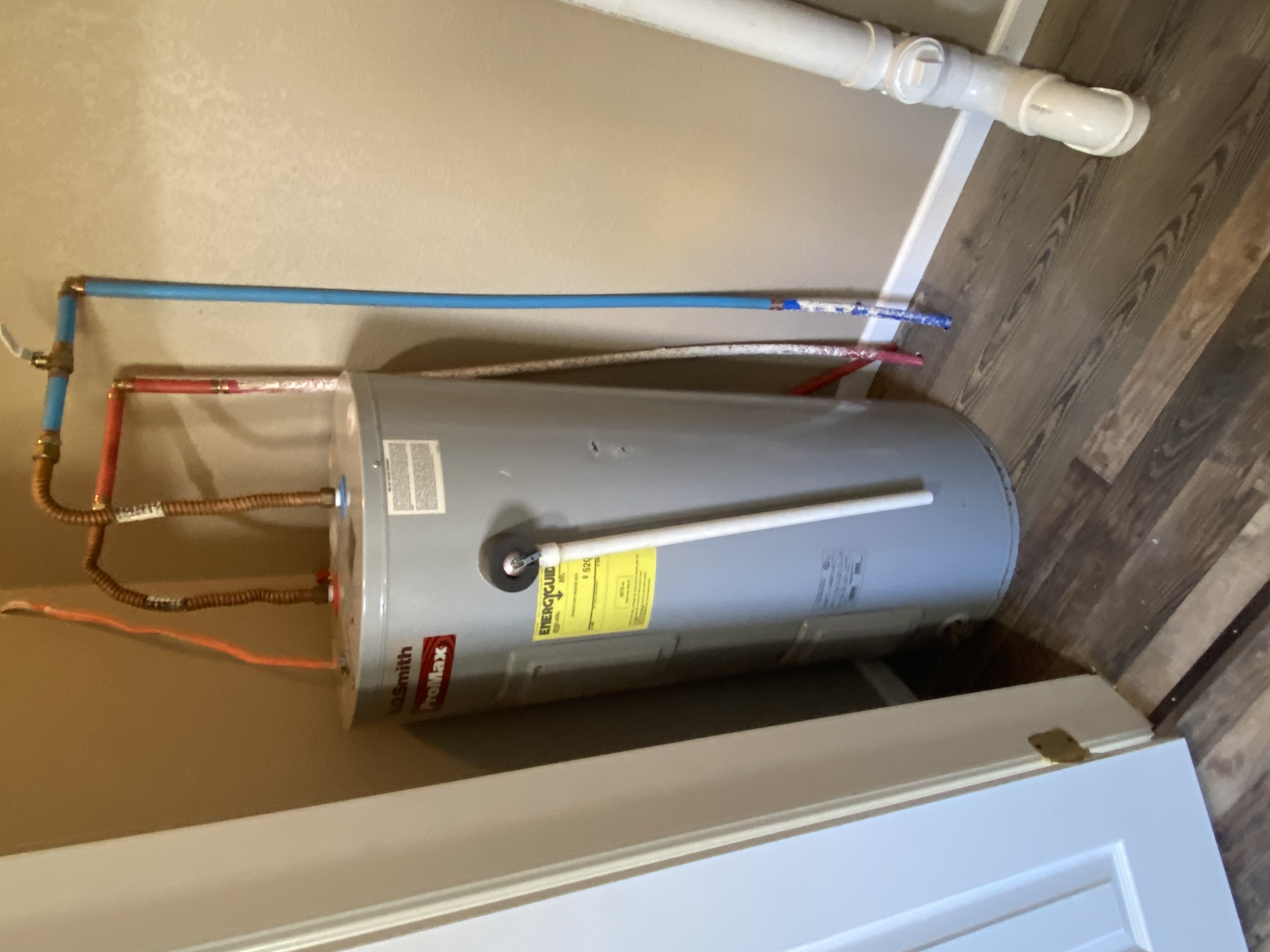 711 E Jefferson Pics 1.jpg